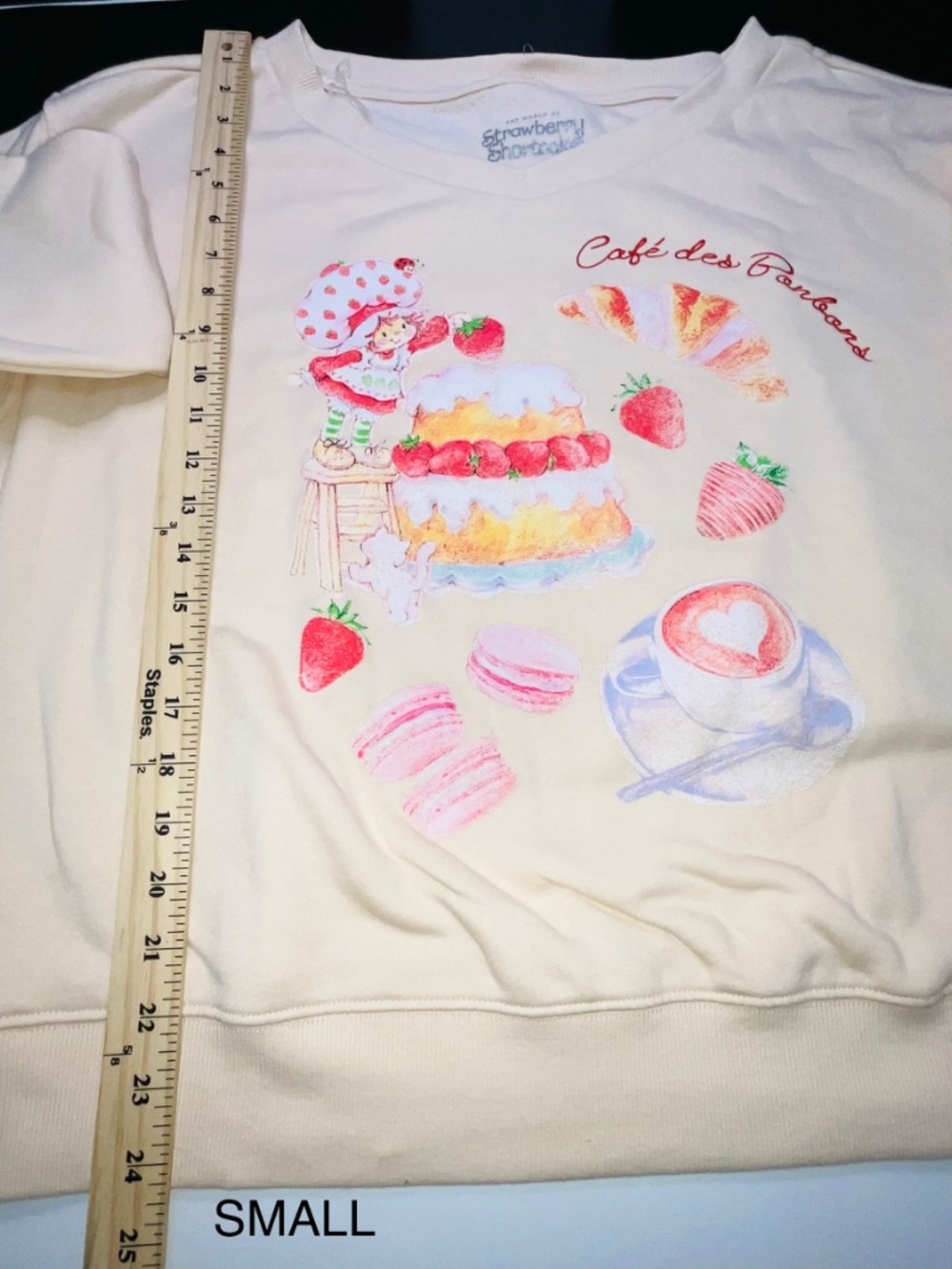 Strawberry Shortcake Pull-Over V Loose Boxy Sweatshirt. NWOT. Women’s - Picture 6 of 9